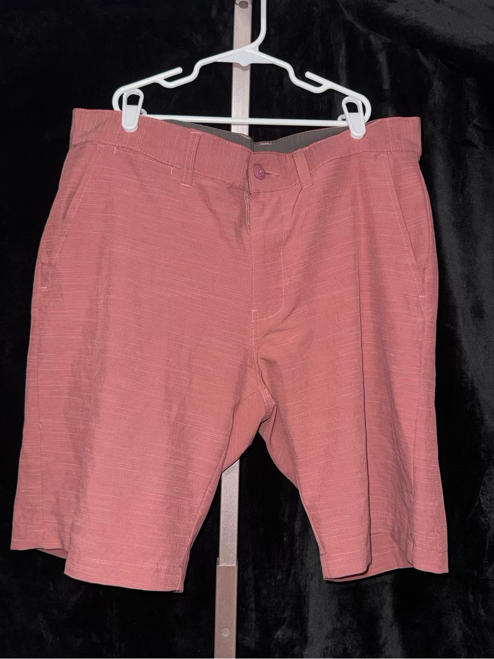 Burnside Men's Hybrid Shorts Sz 33